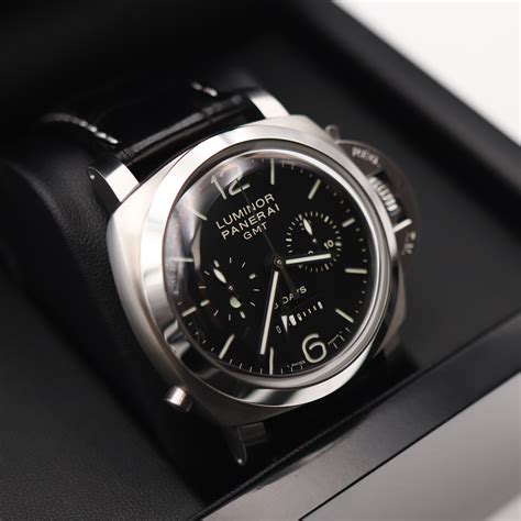 panerai luminor 8 days gmt replica